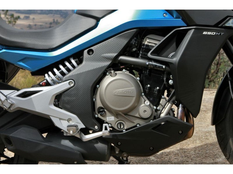 MOTORNO KOLO CFMOTO 650MT ABS / CF650-3C L3e-A3