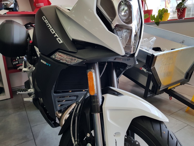 MOTORNO KOLO CFMOTO 650MT ABS / CF650-3C L3e-A3