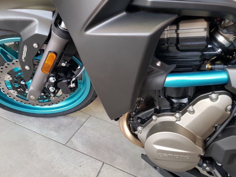 MOTORNO KOLO CFMOTO 650NK ABS / CF650-7B L3e-A3